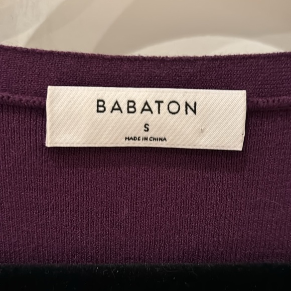 SOLD!! New Wilfred Aritzia Purple Cropped Cardigan Sweater - Picture 3 of 5